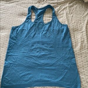 Lululemon tank. Size 12. Used in good condition